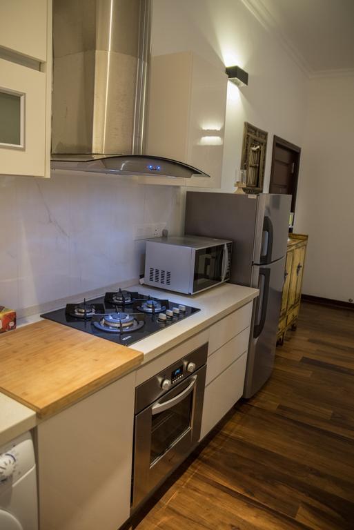 Cozy Sea View Luxury Apartment, Fully Furnished, 2 Bedrooms, 2 Bathrooms Dehiwala-Mount Lavinia Exterior photo