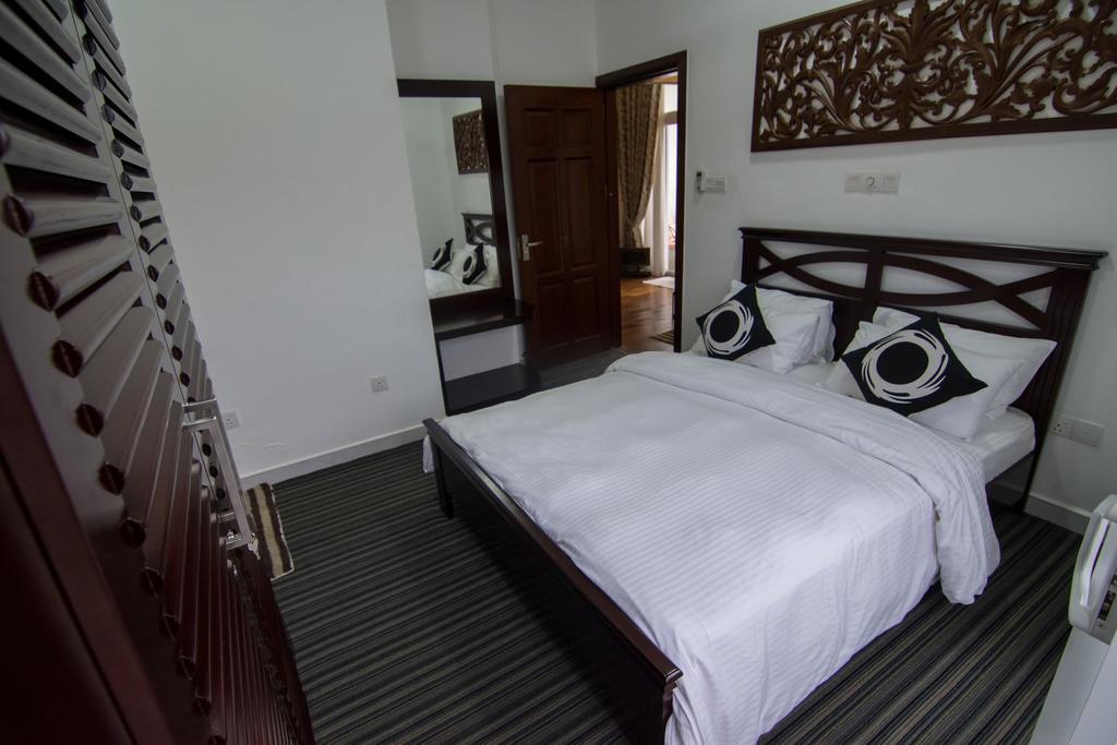 Cozy Sea View Luxury Apartment, Fully Furnished, 2 Bedrooms, 2 Bathrooms Dehiwala-Mount Lavinia Exterior photo